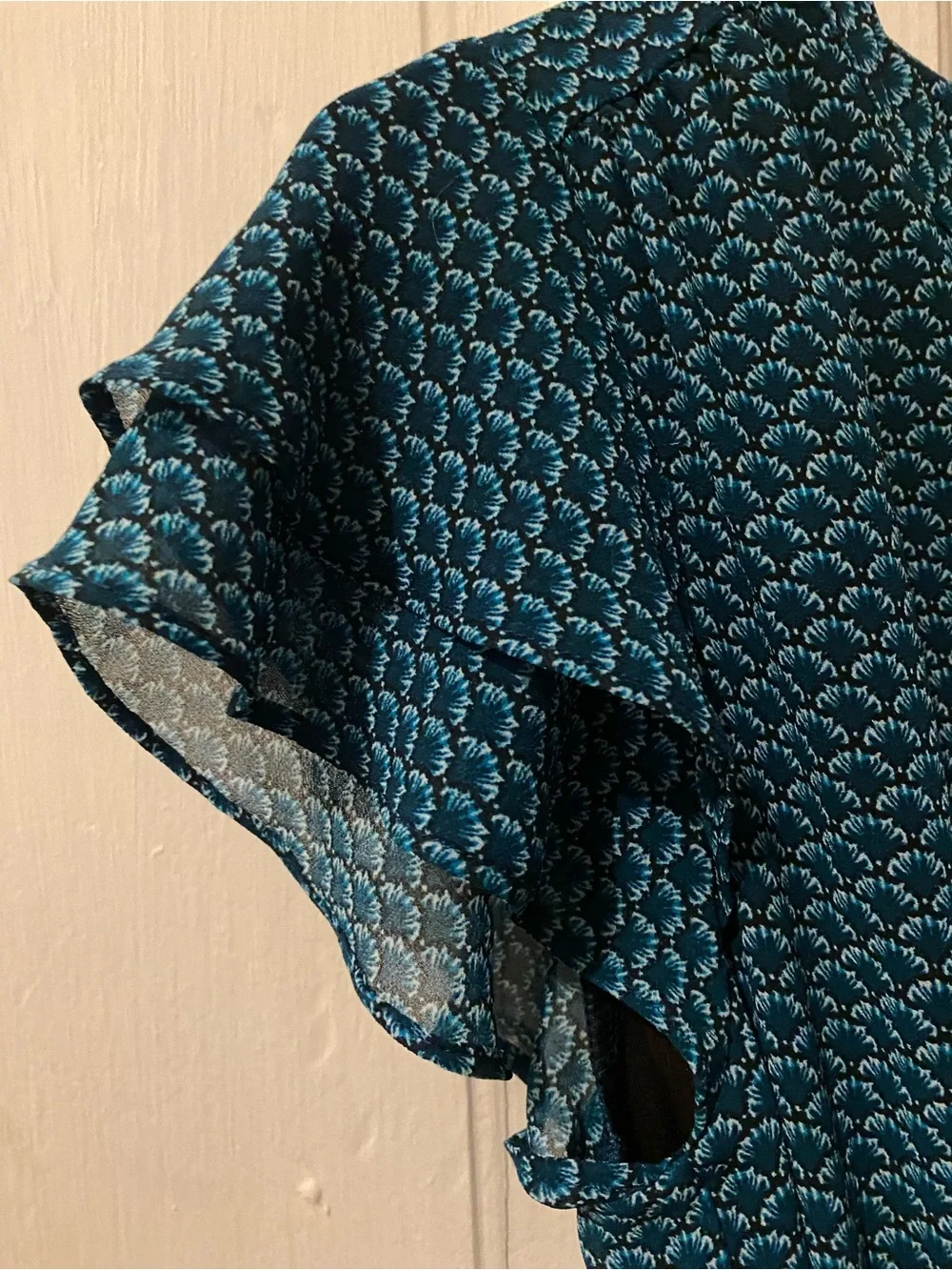 H&M Teal Patterned Flutter Sleeve Dress